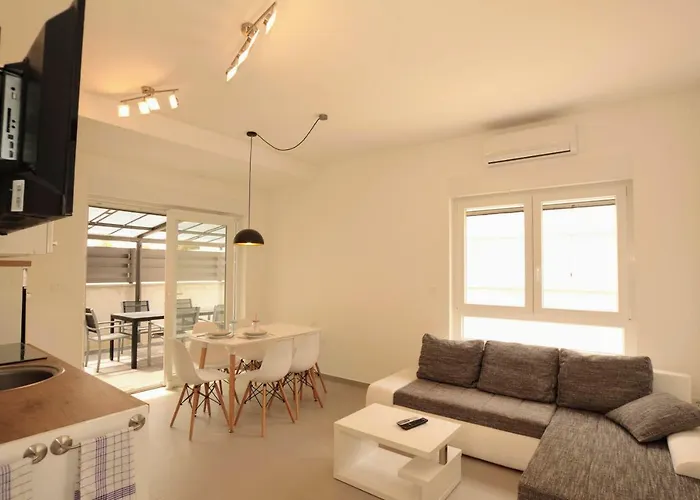 Miggelangelo Prázdninový dům Tisno